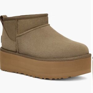 Women’s Classic Ultra Mini Platform Uggs in Antilope